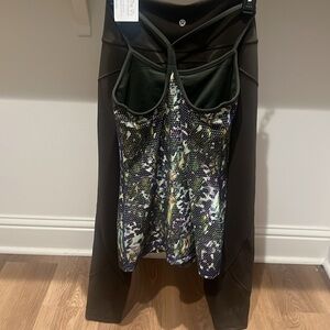 Lululemon athletic Set ladies size M/8